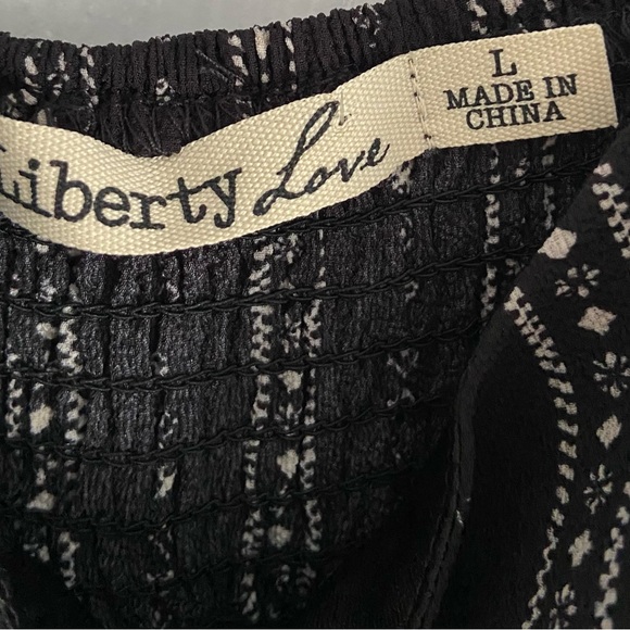 Beautiful NEW with TAGS  black jumpsuit size L - Picture 7 of 9